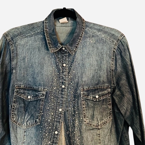 Blue Jean Bling button down Top -M - Picture 2 of 4